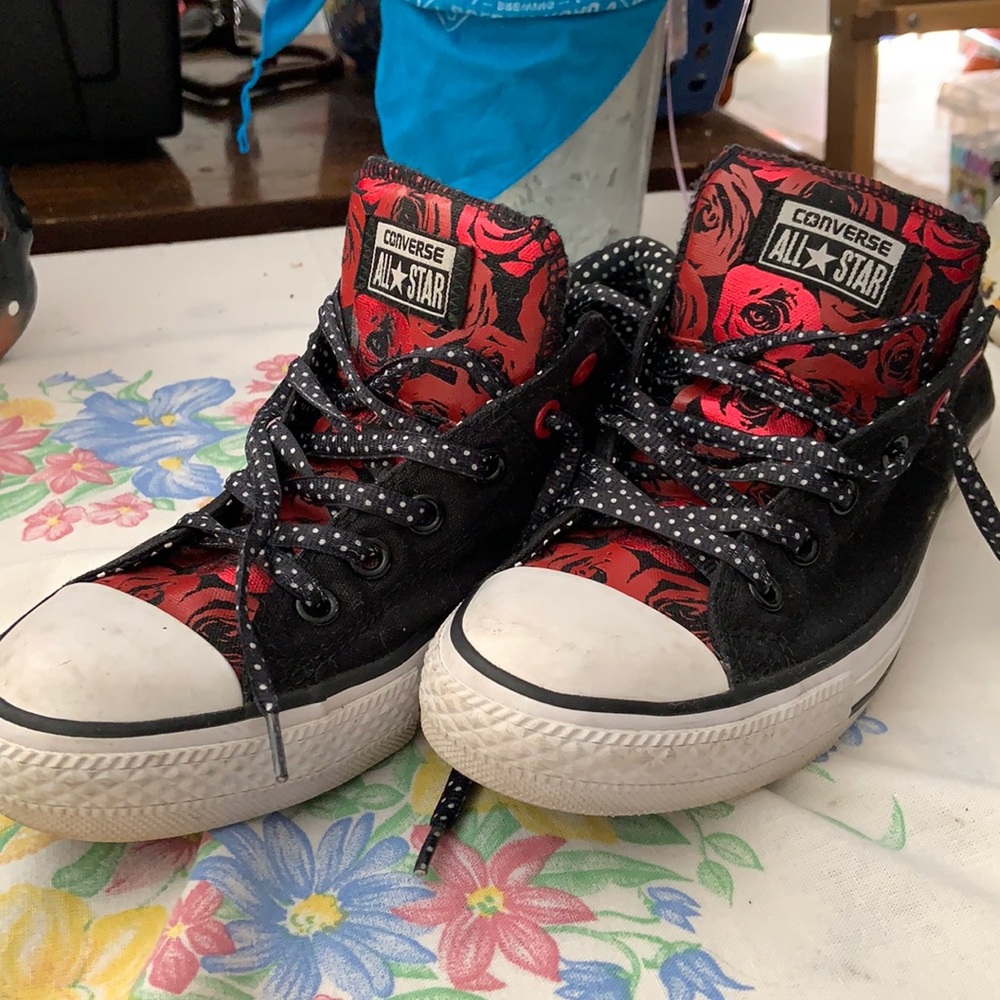 Converse low top